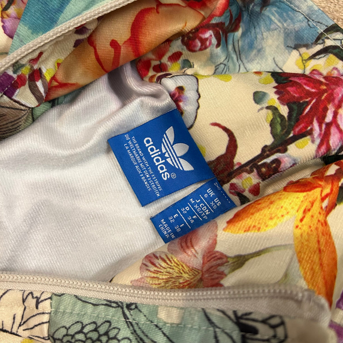 Bluza damska Adidas kwiaty y2k vintage